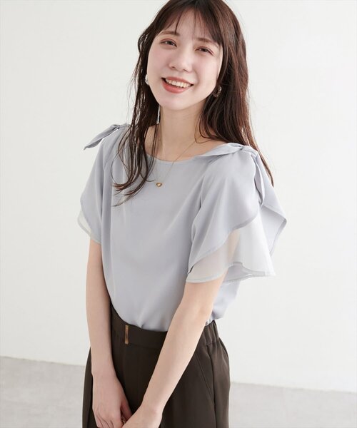 natural couture(ナチュラルクチュール)の「肩リボンラッフルフレア袖ブラウス(シャツ/ブラウス・レディース・ネイビー/ミント/ピンクベージュ/グレー/オフホワイト・FREE)」の20枚目の写真