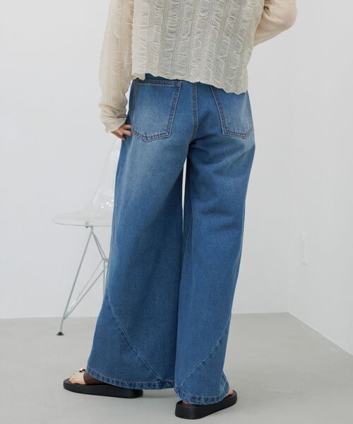 RETRO GIRL(レトロガール)の「メニーラインデニムパンツ(デニムパンツ・レディース・ライトブルー/ブラック・LARGE/MEDIUM)」の10枚目の写真