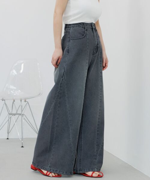 RETRO GIRL(レトロガール)の「メニーラインデニムパンツ(デニムパンツ・レディース・ライトブルー/ブラック・LARGE/MEDIUM)」の20枚目の写真