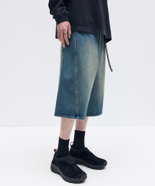 MAISON MINED(メゾンミネド)の「BACK-POINT BERMUDA PANTS BLUE(その他パンツ・メンズ・その他・SMALL/MEDIUM/LARGE)」の4枚目の写真