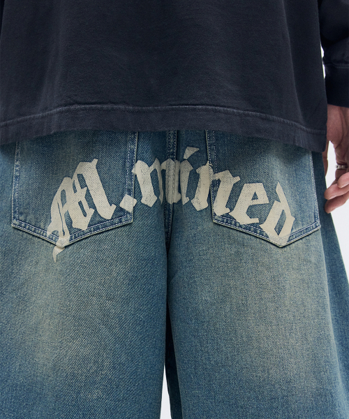 MAISON MINED(メゾンミネド)の「BACK-POINT BERMUDA PANTS BLUE(その他パンツ・メンズ・その他・SMALL/MEDIUM/LARGE)」の5枚目の写真