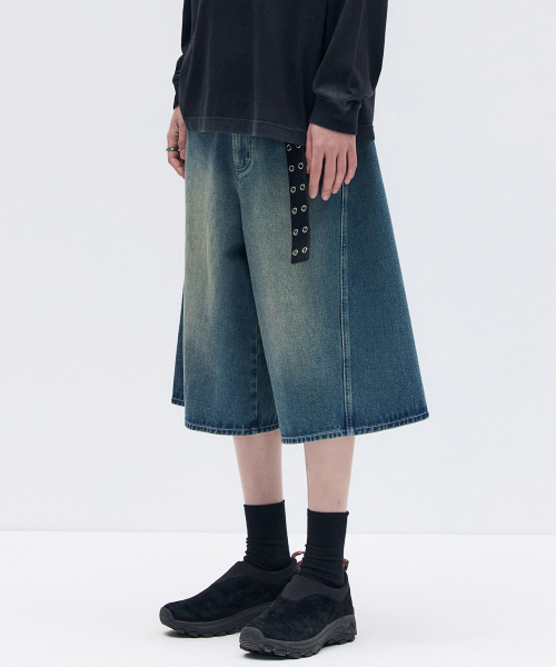 MAISON MINED(メゾンミネド)の「BACK-POINT BERMUDA PANTS BLUE(その他パンツ・メンズ・その他・SMALL/MEDIUM/LARGE)」の7枚目の写真