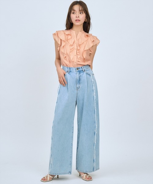 AND COUTURE(アンドクチュール)の「フリンジラインワイドデニムパンツ(デニムパンツ・レディース・ブルー/ライトブルー・SMALL/MEDIUM)」の21枚目の写真