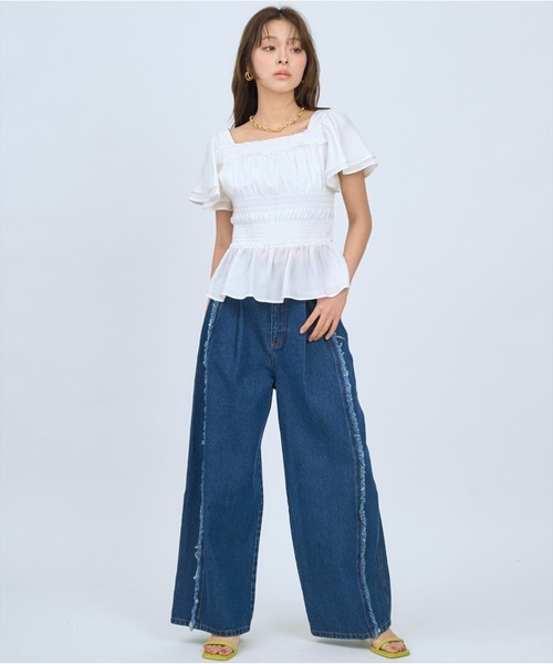 AND COUTURE(アンドクチュール)の「フリンジラインワイドデニムパンツ(デニムパンツ・レディース・ブルー/ライトブルー・SMALL/MEDIUM)」の9枚目の写真
