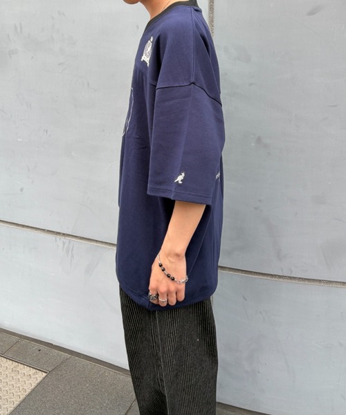 link lot（リンクロット）の「【KANGOL】ドローコード付き Vネックナンバリングゲームシャツ（Tシャツ/カットソー・メンズ・ブラック/ホワイト/ネイビー・XL/L/M）」の7枚目の写真