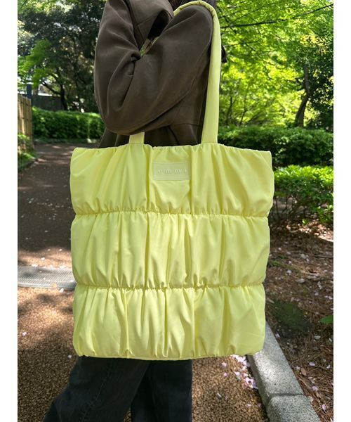 emmi（エミ）の「eco emmiロゴパデットトートバッグ（トートバッグ・レディース・ブラック/オフホワイト/イエロー・F）」の15枚目の写真