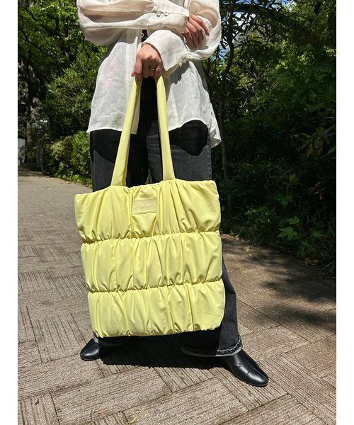 emmi（エミ）の「eco emmiロゴパデットトートバッグ（トートバッグ・レディース・ブラック/オフホワイト/イエロー・F）」の17枚目の写真