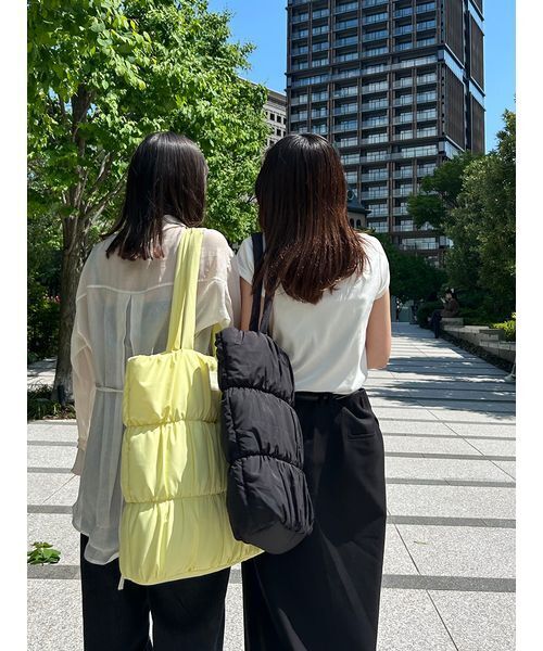 emmi（エミ）の「eco emmiロゴパデットトートバッグ（トートバッグ・レディース・ブラック/オフホワイト/イエロー・F）」の18枚目の写真