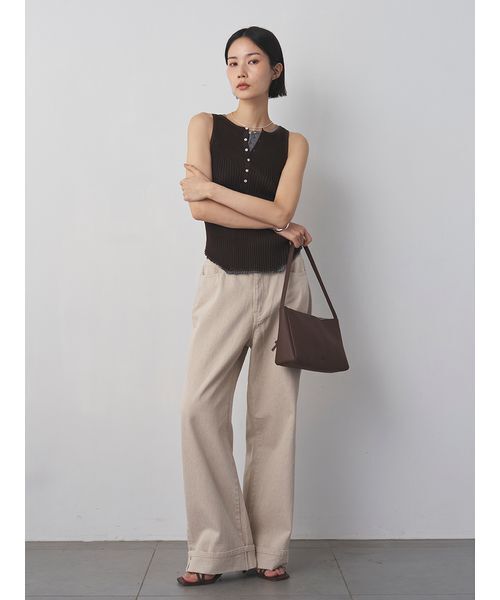 MIESROHE(ミースロエ)の「【洗える】裾折り返しストレートデニム(デニムパンツ・レディース・ホワイト/ベージュ/ライトブルー・0/1/00)」の4枚目の写真