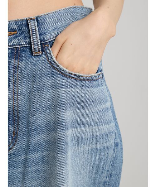 MIESROHE(ミースロエ)の「【洗える】裾折り返しストレートデニム(デニムパンツ・レディース・ホワイト/ベージュ/ライトブルー・0/1/00)」の14枚目の写真