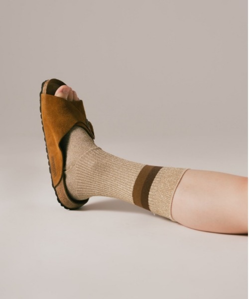 The Role design(ザロールデザイン)の「【 The Role design / ザ・ロールデザイン 】 HEEL RIB LINE LEGGINGS WOMEN / ヒールリブラインレギンス ウィメンズ(ソックス/靴下・レディース・シルバー/オレンジ/ゴールド・FREE)」の5枚目の写真