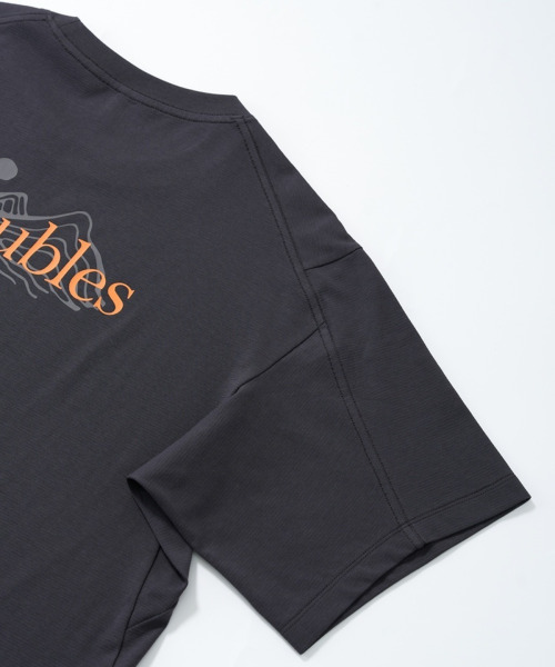 BUTTON SEOUL(ボタンソウル)の「クラウドドリフトテックエアショートスリーブ (4カラー)(Tシャツ/カットソー・メンズ・アイボリー/ブラック/チャコール/グリーン・X-LARGE/SMALL/MEDIUM/LARGE)」の10枚目の写真