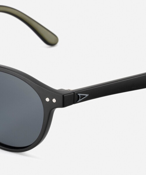TYMER(タイマー)の「【TYMER/タイマー】OLIVER TY105 POLARIZED 偏光レンズ(サングラス・メンズ・ブラック/ブラウン系その他・FREE)」の14枚目の写真