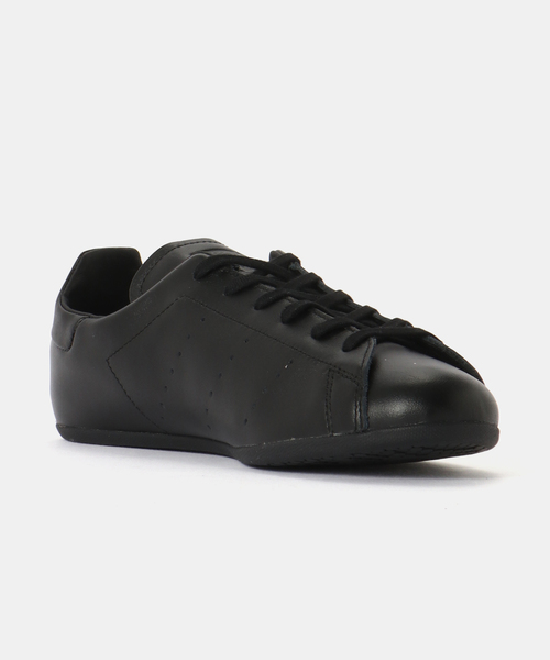 adidas Originals(アディダスオリジナルス)の「adidas Originals STAN SMITH LO PRO W JR6010(スニーカー・レディース・ブラック・23cm/23.5cm/24cm/24.5cm/25cm)」の5枚目の写真
