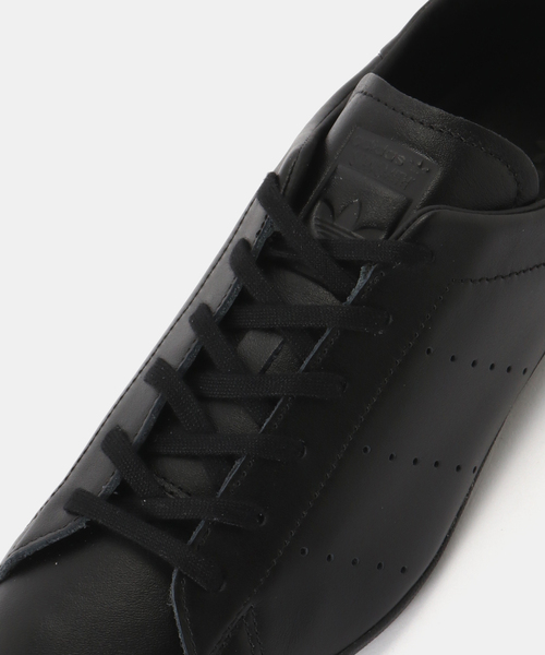 adidas Originals(アディダスオリジナルス)の「adidas Originals STAN SMITH LO PRO W JR6010(スニーカー・レディース・ブラック・23cm/23.5cm/24cm/24.5cm/25cm)」の6枚目の写真