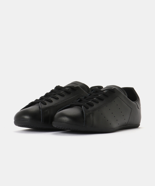 adidas Originals(アディダスオリジナルス)の「adidas Originals STAN SMITH LO PRO W JR6010(スニーカー・レディース・ブラック・23cm/23.5cm/24cm/24.5cm/25cm)」の7枚目の写真