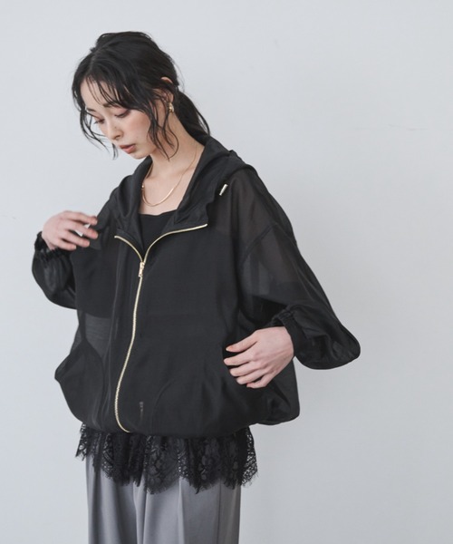 Anclear oui(アンクリアウィ)の「シアーWジップパーカー(パーカー・レディース・ホワイト/ベージュ/ブラック・F)」の15枚目の写真