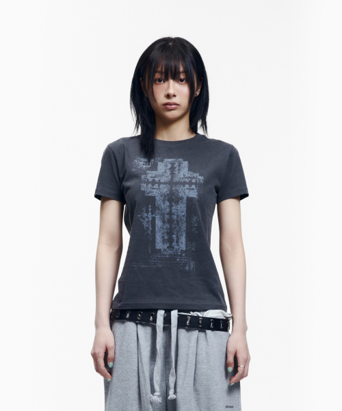 AAKAM(アーカム)の「Razor Cross Half Top (Charcoal)(Tシャツ/カットソー・レディース・その他・2/1/3)」の13枚目の写真