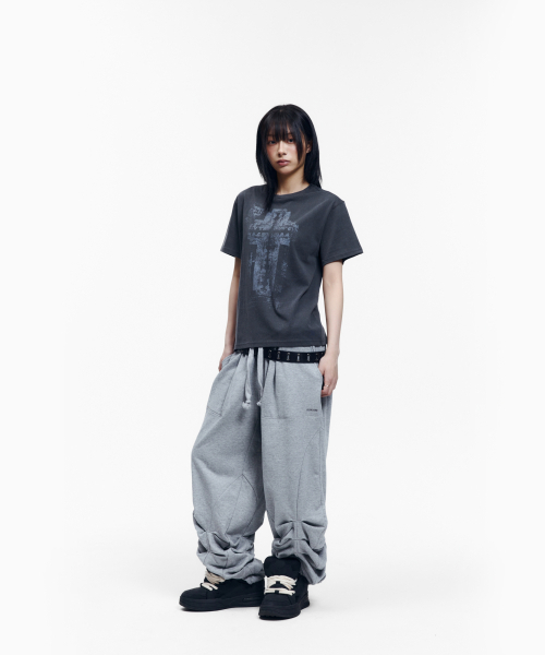 AAKAM(アーカム)の「Razor Cross Half Top (Charcoal)(Tシャツ/カットソー・レディース・その他・2/1/3)」の5枚目の写真