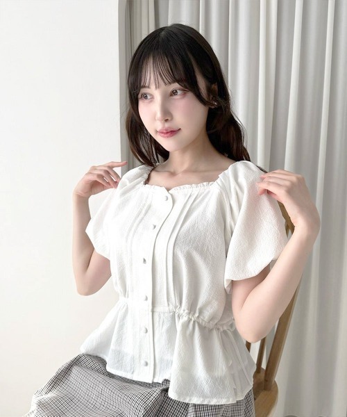 F i.n.t(フィント)の「リップルペプラムブラウス/fint フィント(シャツ/ブラウス・レディース・ライトブルー/オフホワイト/ライトイエロー・FREE)」の1枚目の写真