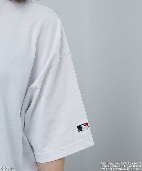 PUBLUX(パブリュクス)の「PUBLUX/パブリュクス MLB/MICKEY MOUSE/別注 プリント Tシャツ 限定展開(Tシャツ/カットソー・メンズ・ナチュラル/ライトグレー/オフホワイト/その他1/ホワイト/グレー・MEDIUM/SMALL/LARGE)」の17枚目の写真