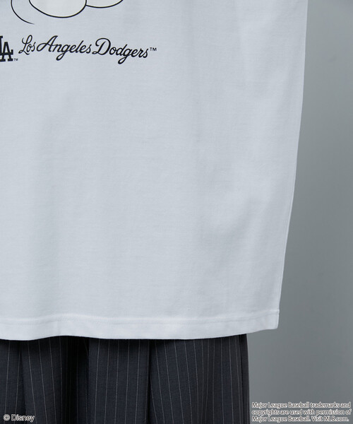PUBLUX(パブリュクス)の「PUBLUX/パブリュクス MLB/MICKEY MOUSE/別注 プリント Tシャツ 限定展開(Tシャツ/カットソー・メンズ・ナチュラル/ライトグレー/オフホワイト/その他1/ホワイト/グレー・MEDIUM/SMALL/LARGE)」の18枚目の写真