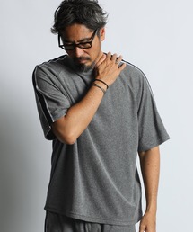 The DUFFER of ST.GEORGE（ザダファーオブセントジョージ）の「PILE LINE RAGLAN TEE：セットアップ対応 サイドライン ミニパイルTEE / タオル地 / ラグランスリーブ / スポーティーミックス / イージーウェア（Tシャツ/カットソー）」