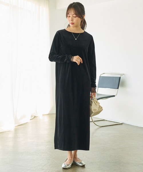 LAVEANGE(ラビアンジェ)の「袖チュールベロアワンピース|スリット/結婚式/二次会/オケージョン/ロング丈(ワンピース・レディース・ブラック/ネイビー・5L/3L/LL/M/4L)」の19枚目の写真