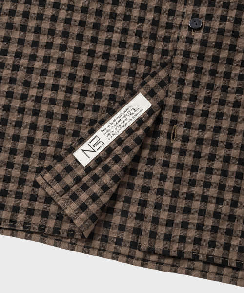 NONBLANK(ノンブランク)の「ギンガムチェッククロップHSシャツ_DARK BEIGE(シャツ/ブラウス・メンズ・ダークベージュ・SMALL/MEDIUM/LARGE/X-LARGE)」の9枚目の写真
