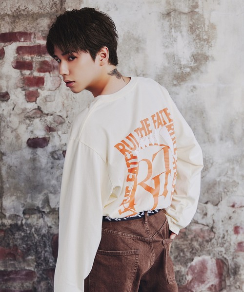 RULE THE FATE(ルールザフェイト)の「RTF FANG LONG SLEEVE TEE/ファングロングスリーブティー(Tシャツ/カットソー・メンズ・ベージュ/ブラック・1)」の9枚目の写真