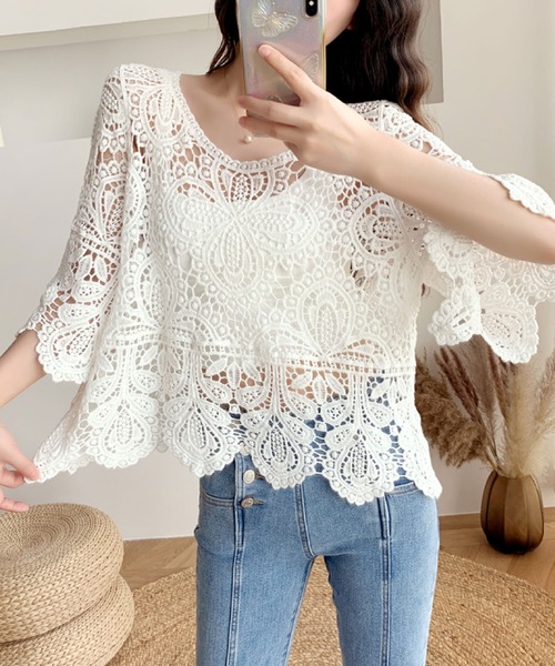 2ly2（トゥーリートゥー）の「上品な透かしレースが魅力♪フェミニンブラウス（Tシャツ/カットソー・レディース・ホワイト/ベージュ・FREE）」の10枚目の写真