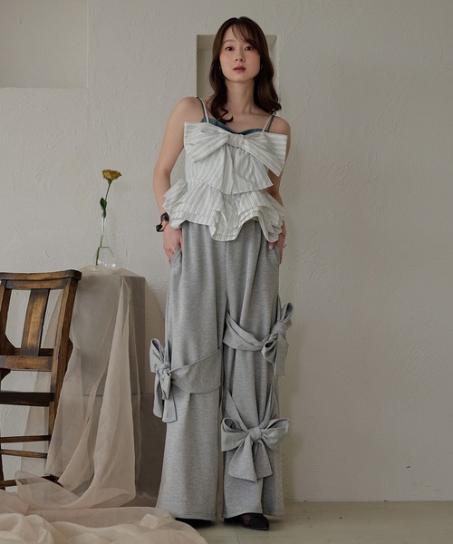 mideal(マイディール)の「ribbon sweat pants / リボンスウェットパンツ(スウェットパンツ・レディース・ブラック/グレー・SMALL/MEDIUM)」の4枚目の写真