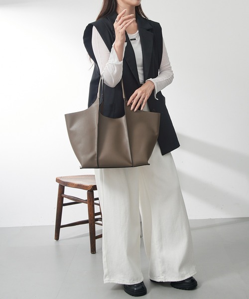 MAISON BREEZE（メゾンブリーズ）の「【MAISON BREEZE】アウトステッチA4トート 仕事バッグ/大容量/A4収納可 SNBD（トートバッグ・レディース・チャコールグレー/ブラック/キャメル・FREE）」の17枚目の写真