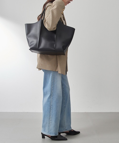 MAISON BREEZE（メゾンブリーズ）の「【MAISON BREEZE】アウトステッチA4トート 仕事バッグ/大容量/A4収納可 SNBD（トートバッグ・レディース・チャコールグレー/ブラック/キャメル・FREE）」の8枚目の写真