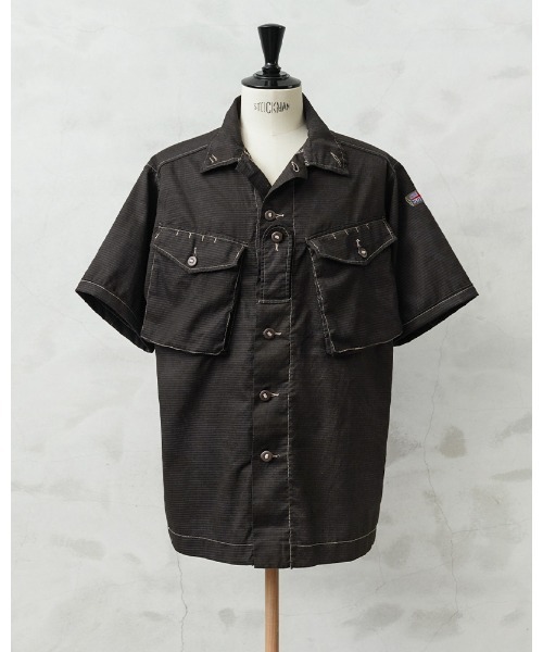 MILITARY(ミリタリー)の「実物 新品 デッドストック イギリス軍 リメイク TROPICAL COMBAT S/S シャツ BLACK(Tシャツ/カットソー・メンズ・ブラック系その他・L/L-XL)」の1枚目の写真