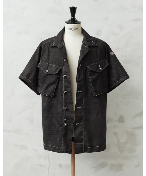 MILITARY(ミリタリー)の「実物 新品 デッドストック イギリス軍 リメイク TROPICAL COMBAT S/S シャツ BLACK(Tシャツ/カットソー・メンズ・ブラック系その他・L/L-XL)」の4枚目の写真