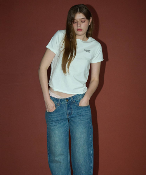 REEMNIK（リームニック）の「RIVETTE RAW STRAIGHT DENIM PANTS [MID BLUE]（デニムパンツ・レディース・ブルー・MEDIUM/SMALL/LARGE）」の5枚目の写真
