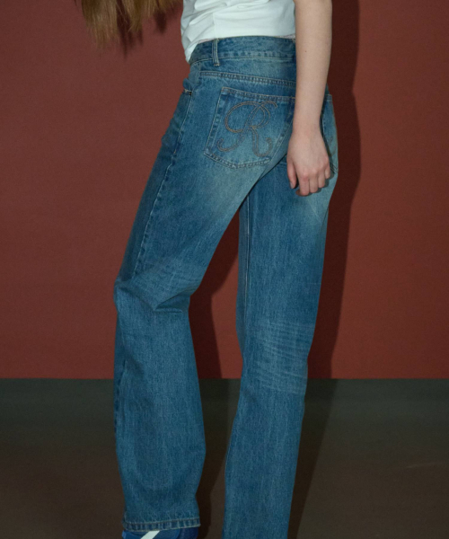 REEMNIK（リームニック）の「RIVETTE RAW STRAIGHT DENIM PANTS [MID BLUE]（デニムパンツ・レディース・ブルー・MEDIUM/SMALL/LARGE）」の6枚目の写真