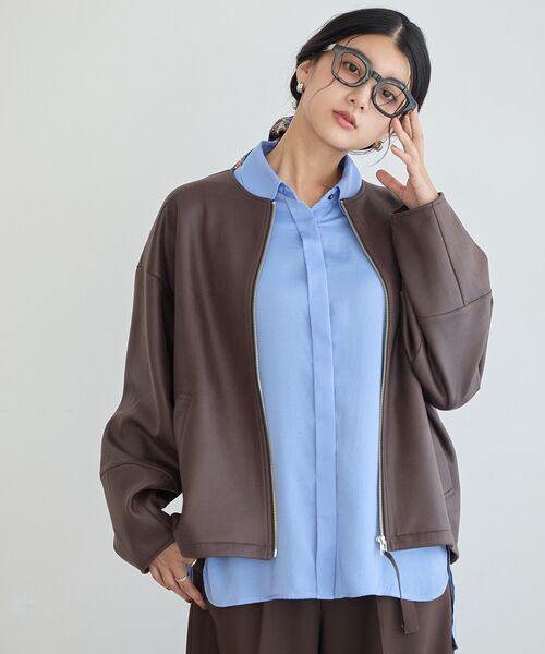 YECCA VECCA(イェッカヴェッカ)の「ヴィンテージサテンシャツ(シャツ/ブラウス・レディース・イエロー/アイボリー/ネイビー/ブルー・FREE)」の7枚目の写真