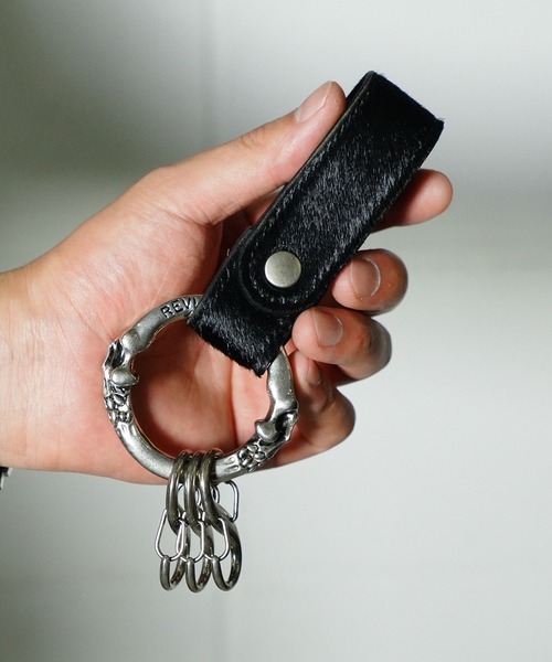 REVI CAST MADE(レヴィキャストメイド)の「REVI CAST MADE レビキャストメイド Big Skull HARAKO Key Ring(キーホルダー・メンズ・レオパード/ブラック・FREE)」の7枚目の写真