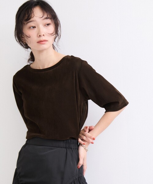 le cercle ADAM ET ROPE'（ルセルクルアダムエロペ）の「シアーベロア５分袖トップス（Tシャツ/カットソー・レディース・ダークブラウン/チャコールグレー/オフホワイト・FREE）」の3枚目の写真