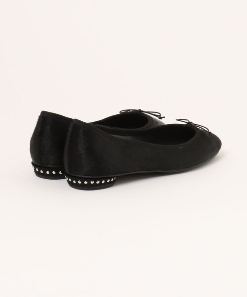 HELIOPOLE(エリオポール)の「〈J&M DAVIDSON〉STUDS BALLERINA Hair / スタッズ バレリーナ ヘアー(パンプス・レディース・ブラック・23/23h/24h)」の2枚目の写真