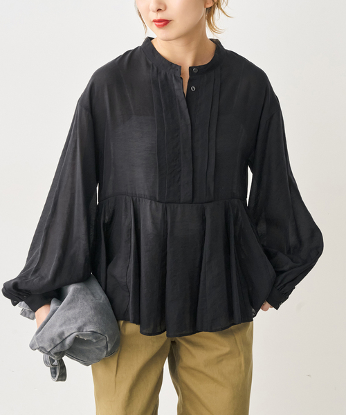 Spick & Span(スピックアンドスパン)の「マチ入りペプラムブラウス(シャツ/ブラウス・レディース・ベージュ/ブラック・FREE)」の5枚目の写真