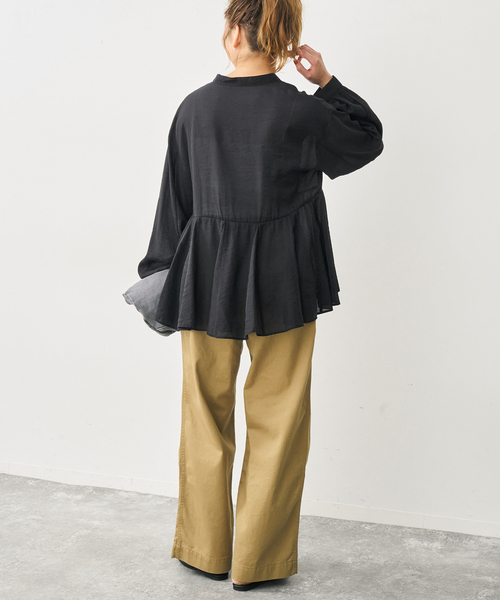 Spick & Span(スピックアンドスパン)の「マチ入りペプラムブラウス(シャツ/ブラウス・レディース・ベージュ/ブラック・FREE)」の11枚目の写真