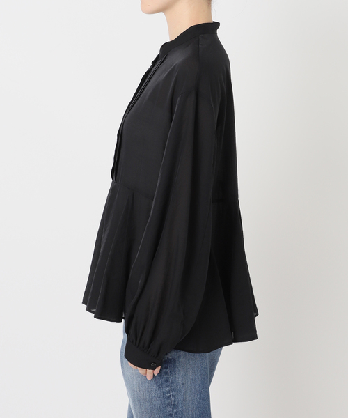 Spick & Span(スピックアンドスパン)の「マチ入りペプラムブラウス(シャツ/ブラウス・レディース・ベージュ/ブラック・FREE)」の19枚目の写真