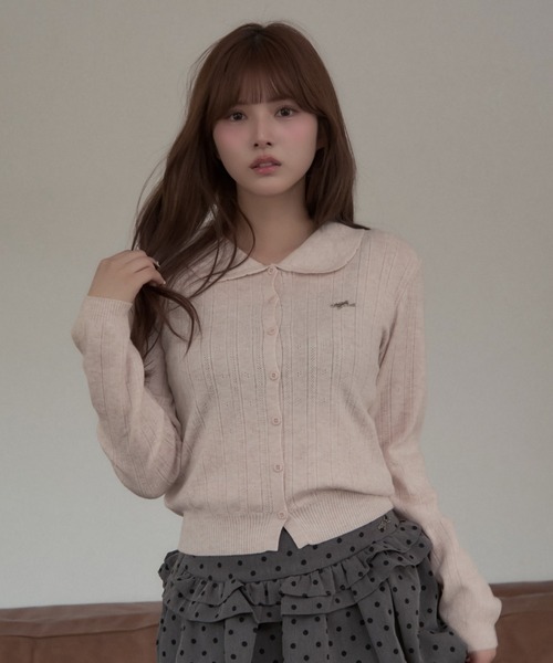 TITTY&CO.(ティティーアンドコー)の「ポロカラーリブニットカーディガン(カーディガン/ボレロ・レディース・ピンクベージュ/グレー/ホワイト・FREE)」の5枚目の写真