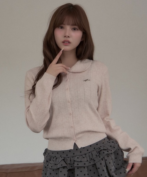 TITTY&CO.(ティティーアンドコー)の「ポロカラーリブニットカーディガン(カーディガン/ボレロ・レディース・ピンクベージュ/グレー/ホワイト・FREE)」の7枚目の写真