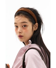 EMIS（イミス）の「SUEDE HAIR BAND（カチューシャ）」