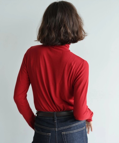 Arpege story(アルページュストーリー)の「〈着るスキンケア〉シアータートル(Tシャツ/カットソー・レディース・レッド/グレー/ブラック/ホワイト・2)」の18枚目の写真