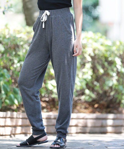 Denime（ドゥニーム）の「リラックスニットソーパンツ（その他パンツ・レディース・ブラック/グレー・FREE）」の7枚目の写真